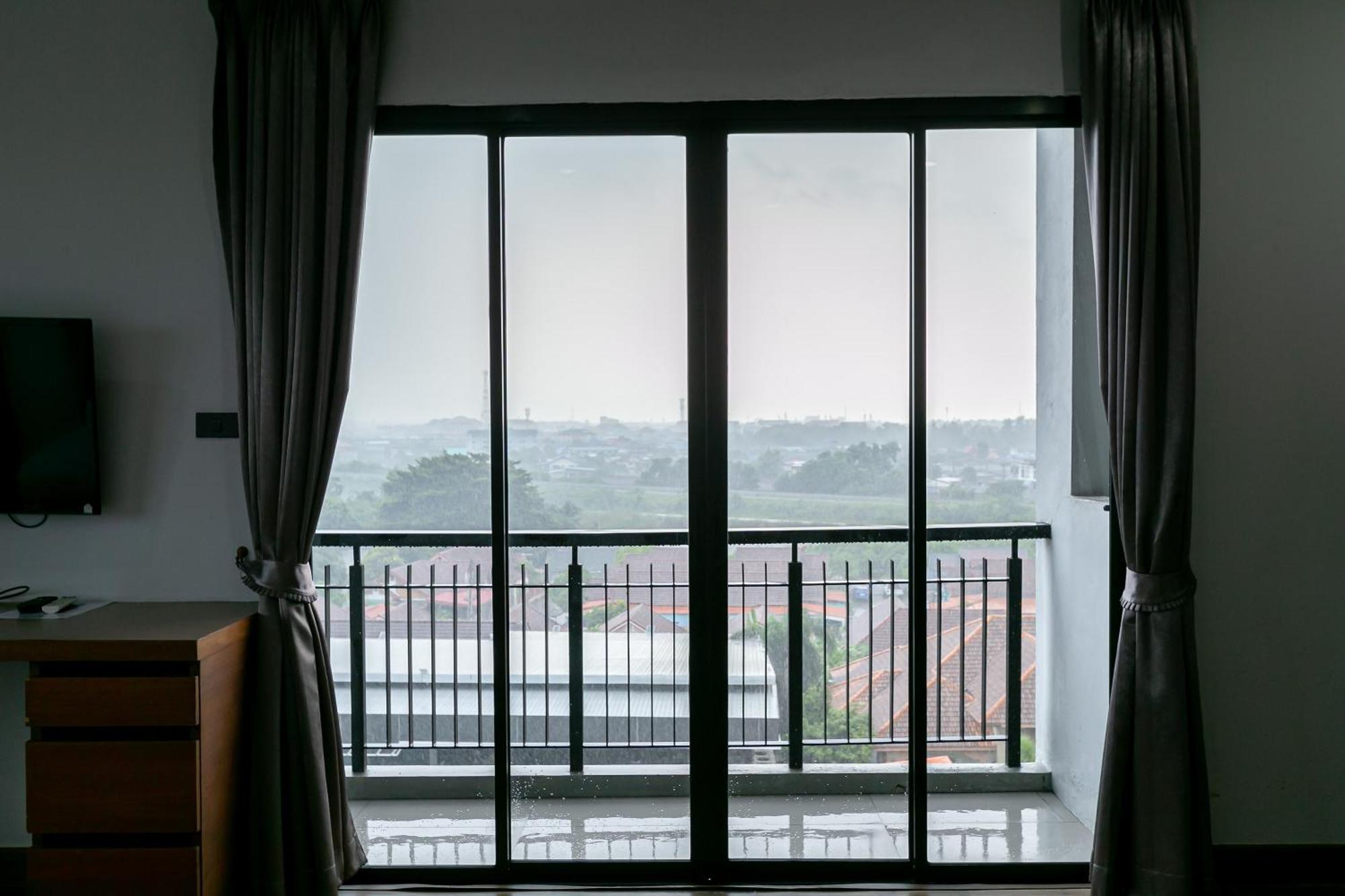 Farthai Residence Phan Thong Buitenkant foto