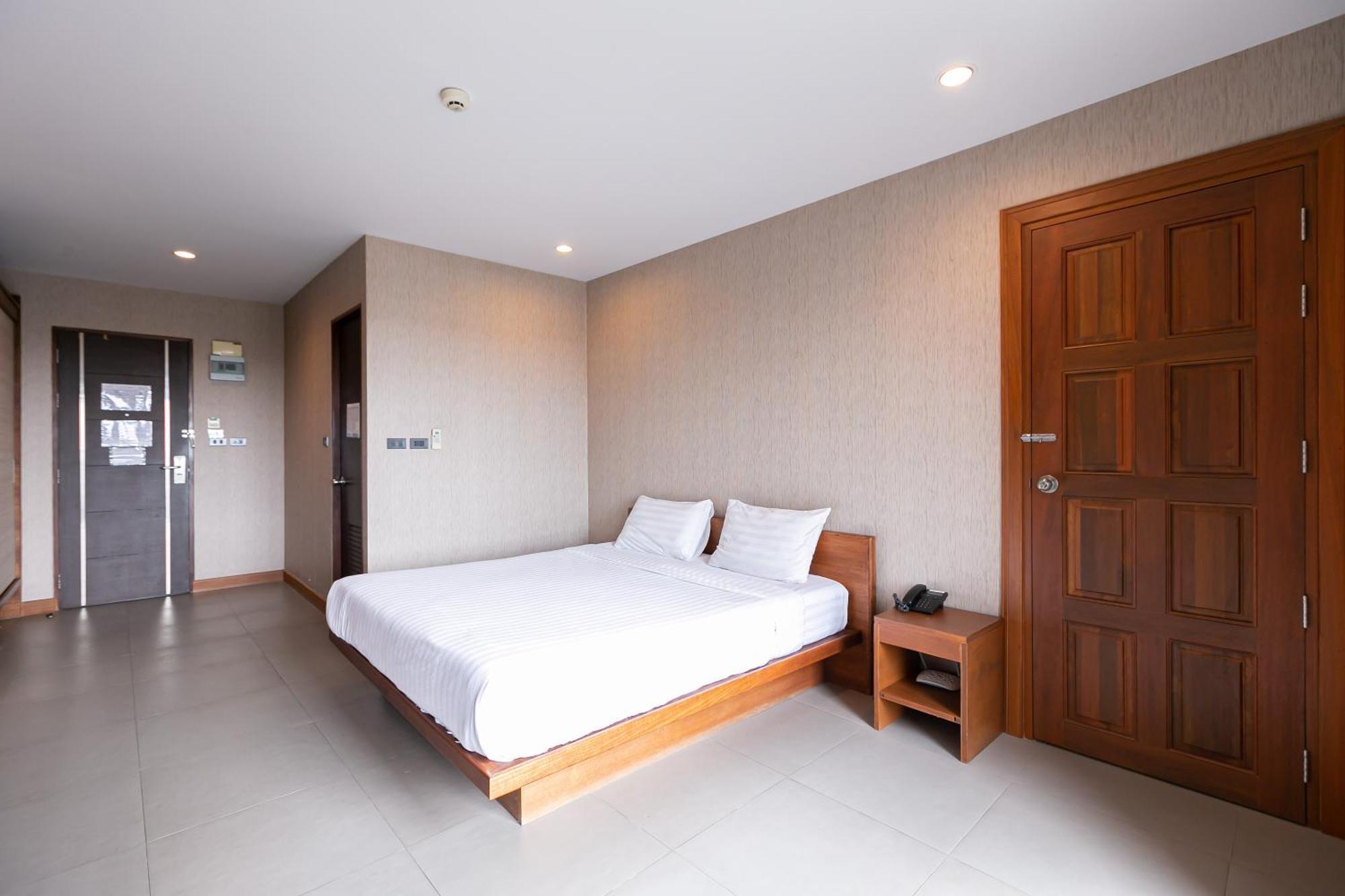 Farthai Residence Phan Thong Buitenkant foto
