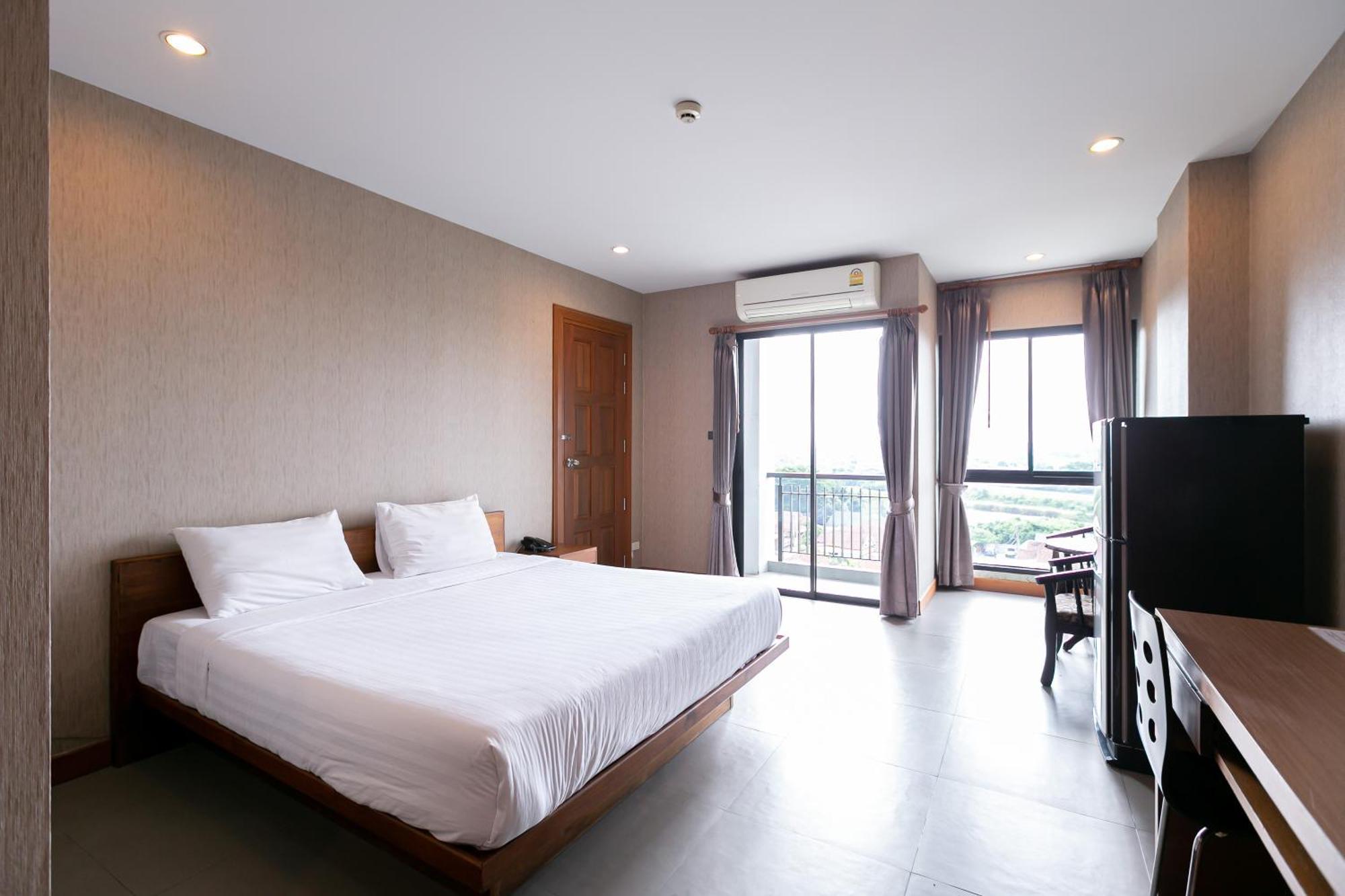 Farthai Residence Phan Thong Buitenkant foto