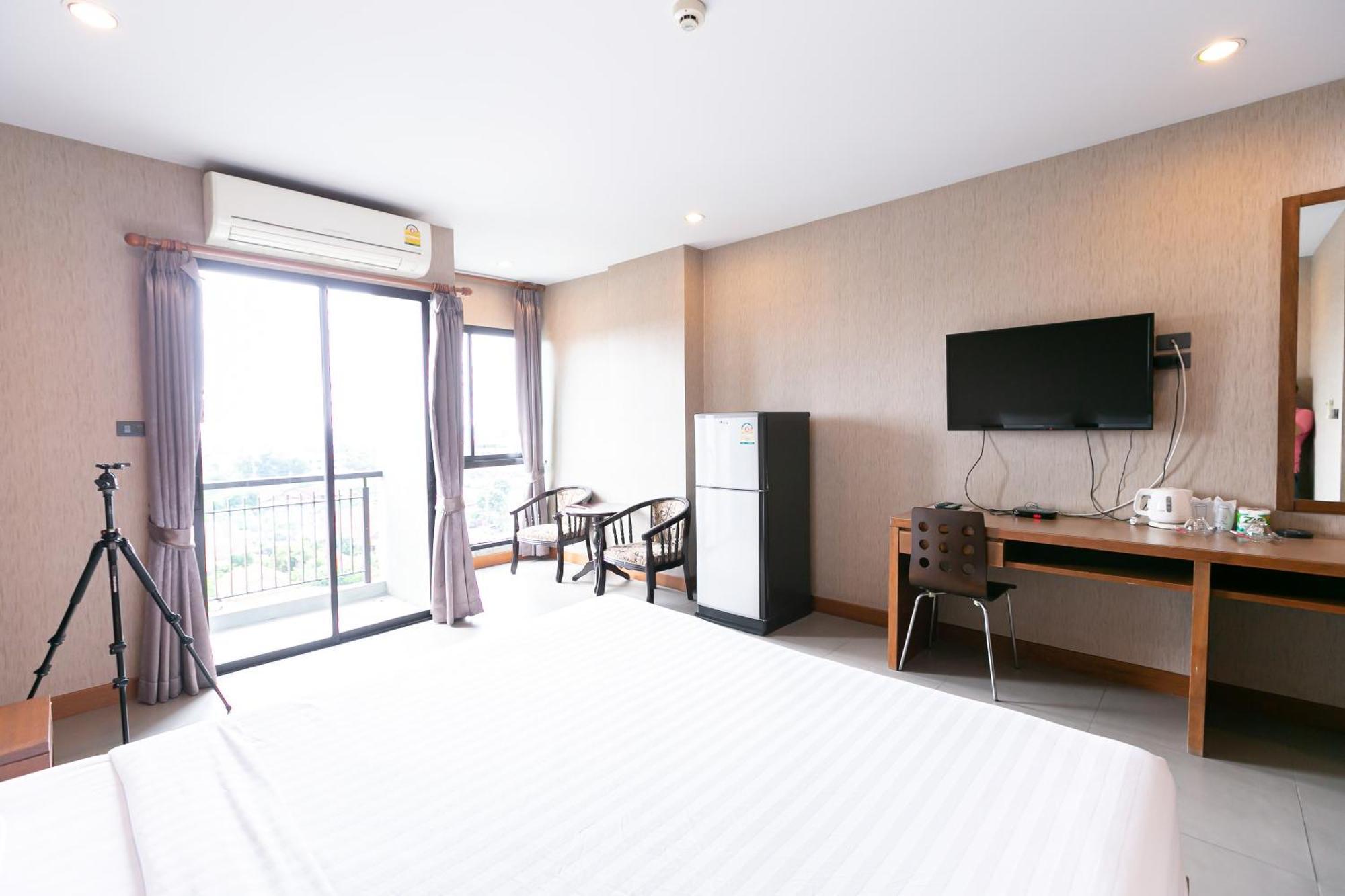 Farthai Residence Phan Thong Buitenkant foto